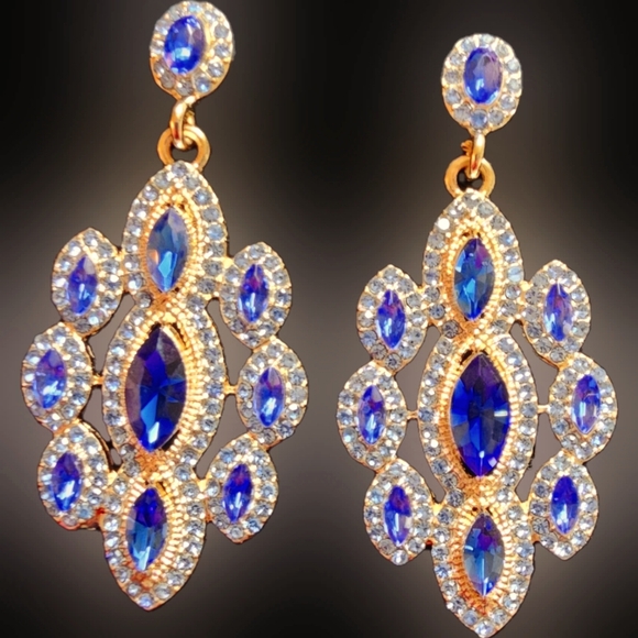 ๐ Vintage style blue chandelier earrings - Picture 1 of 3